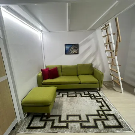 Comfy Close To Park
