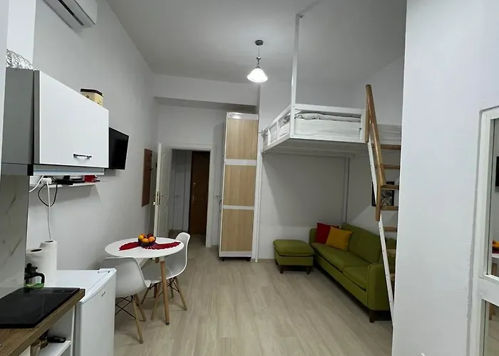 Comfy Close To Park Apartament